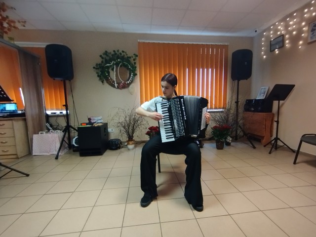 Vokālās interešu grupas "Ivuški" 10 gadu darbības jubilejas pasākums "Mēs tikāmies martā"